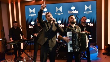 GRUPA MAESTRO NAPRAVILA SHOW U OSIJEKU